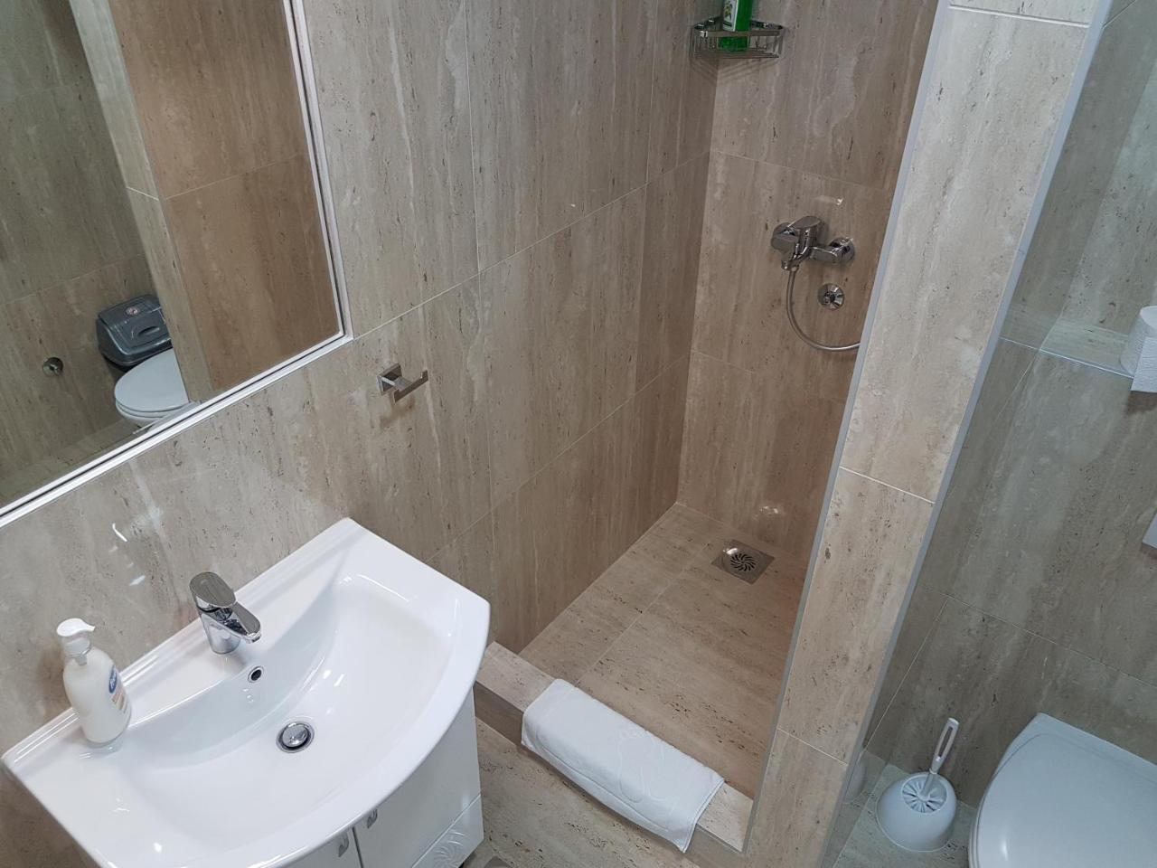 Apartman Simic 2 วาลเยโว ภายนอก รูปภาพ
