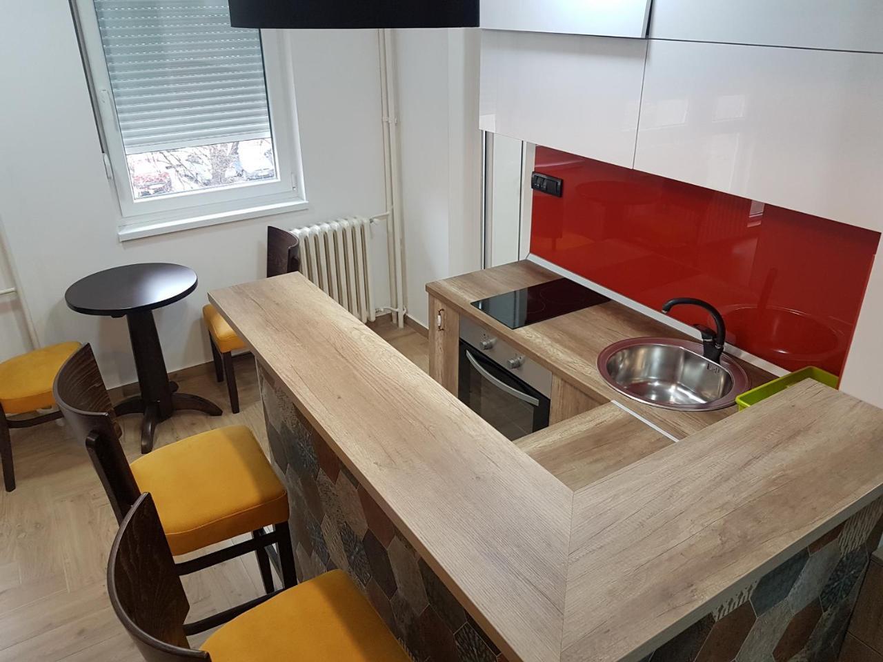Apartman Simic 2 วาลเยโว ภายนอก รูปภาพ